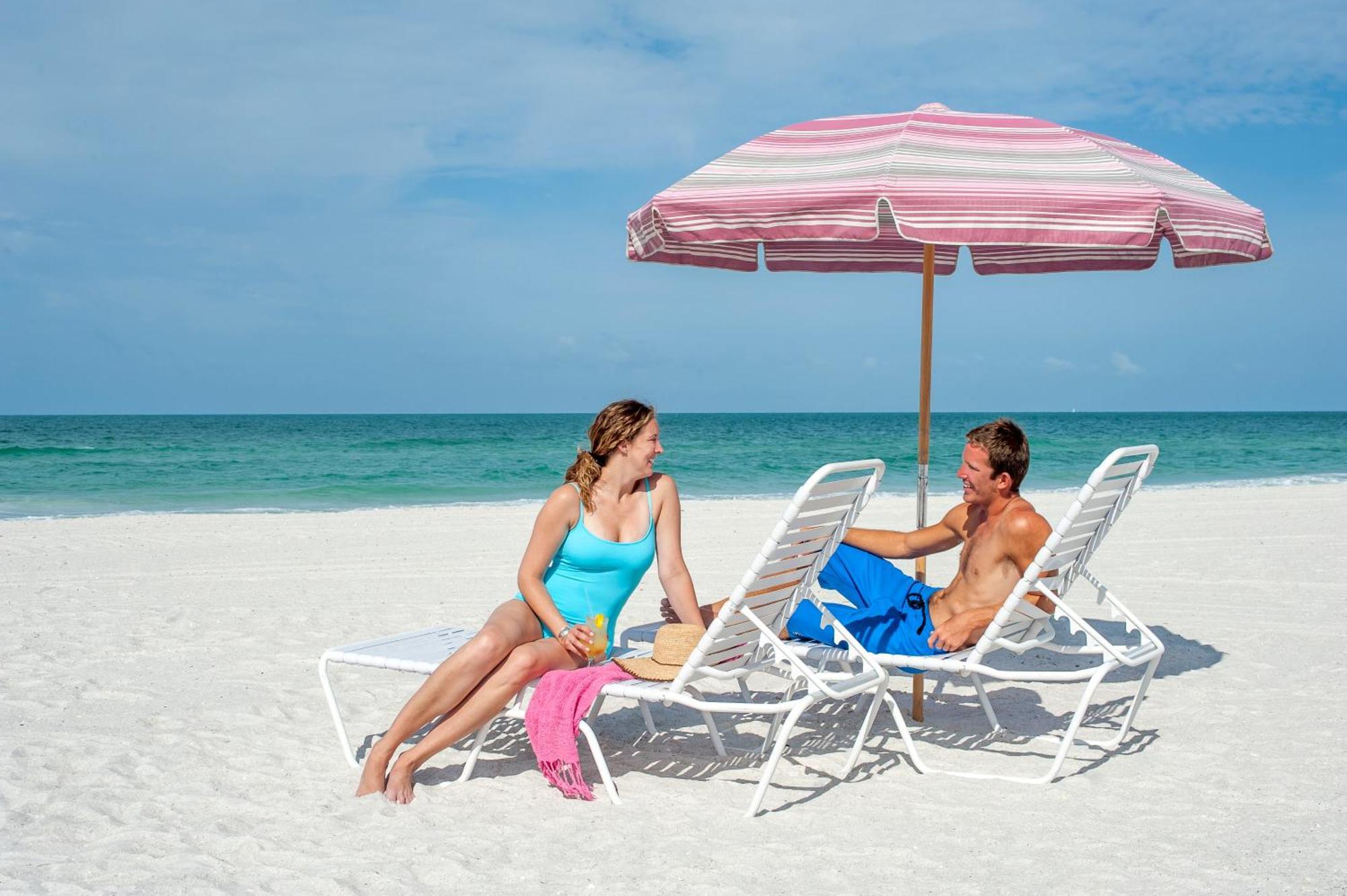 Sandcastle Resort At Lido Beach Sarasota Buitenkant foto